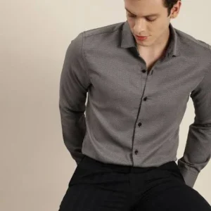 INVICTUS Men's Easy Care Self Design Formal Shirt